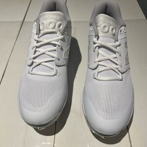 Men’s New Balance Brand New White Baseball Cleats